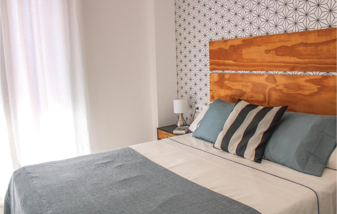Stunning Apartment In Tossa De Mar With Kitchen Екстер'єр фото